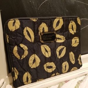 🎀MARC JACOBS iPAD TABLET COVER SLEEVE